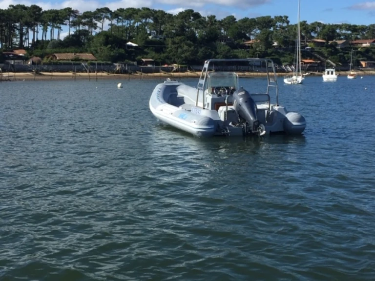 Noleggio a Piraillan – Sacs Sacs S 750 Madras su SamBoat
