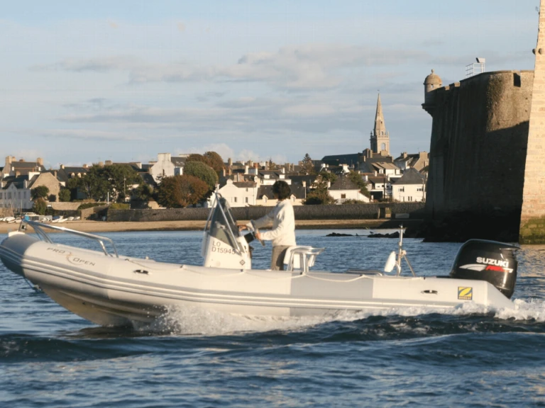 Zodiac ZODIAC 650 PRO OPEN da affittare a  Port-Louis