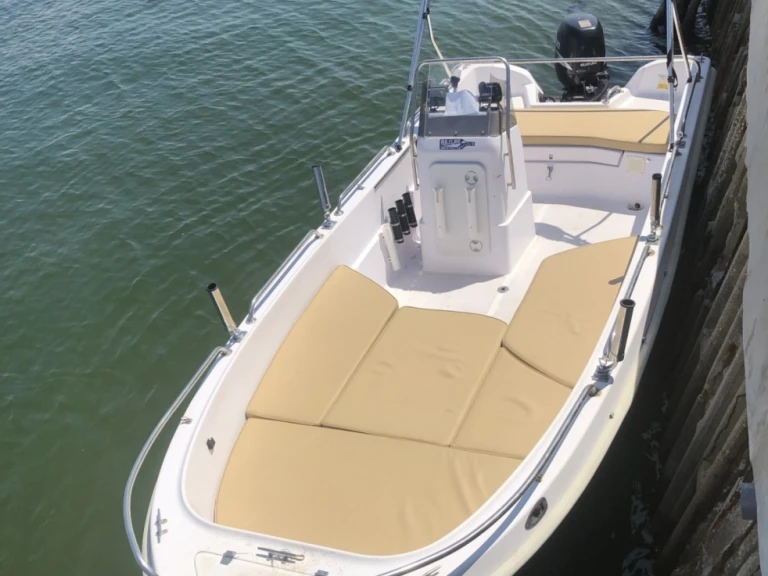 Noleggio barche Poseidon Poseidon 550 a Lège-Cap-Ferret su Samboat