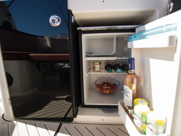 Noleggio a Propriano – Zodiac Medline 9 su SamBoat