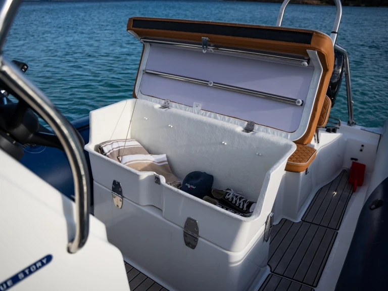 Noleggiare una Bombard Sunrider 650 a Propriano