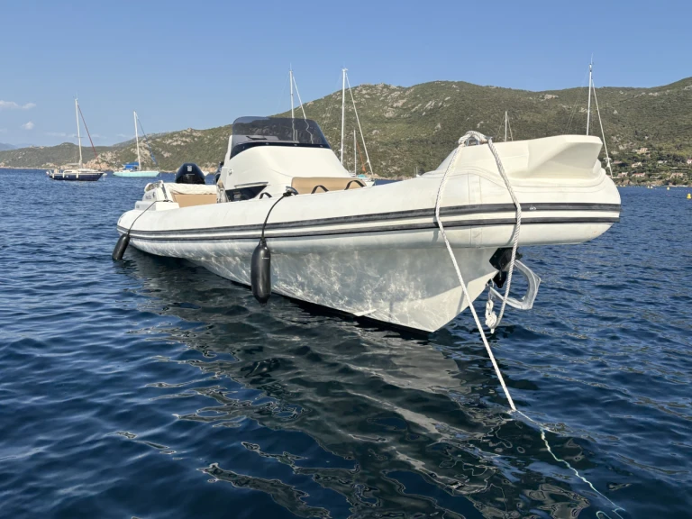 Nuova Jolly PRINCE 33C da affittare a  Propriano