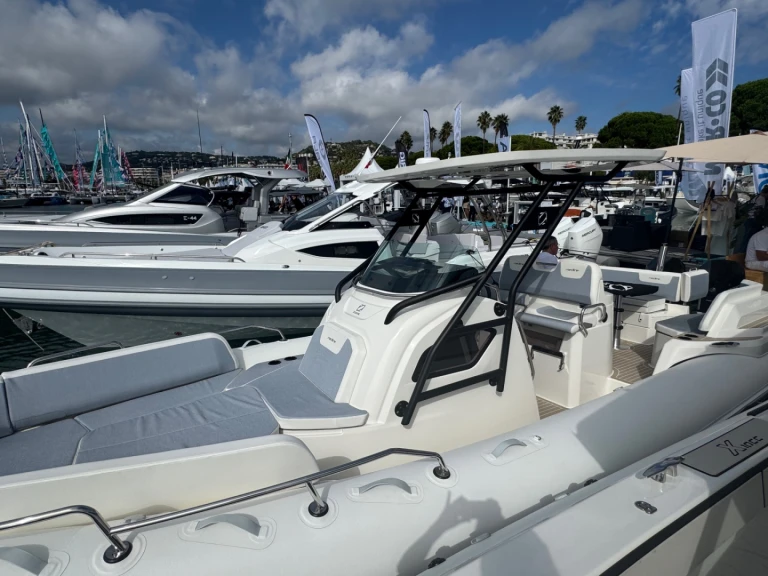 Noleggio Gommone a Propriano – Zodiac Medline 9