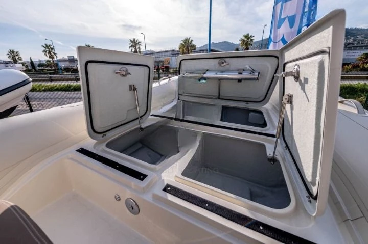 Noleggio Gommone con o senza skipper Bsc a Cogolin