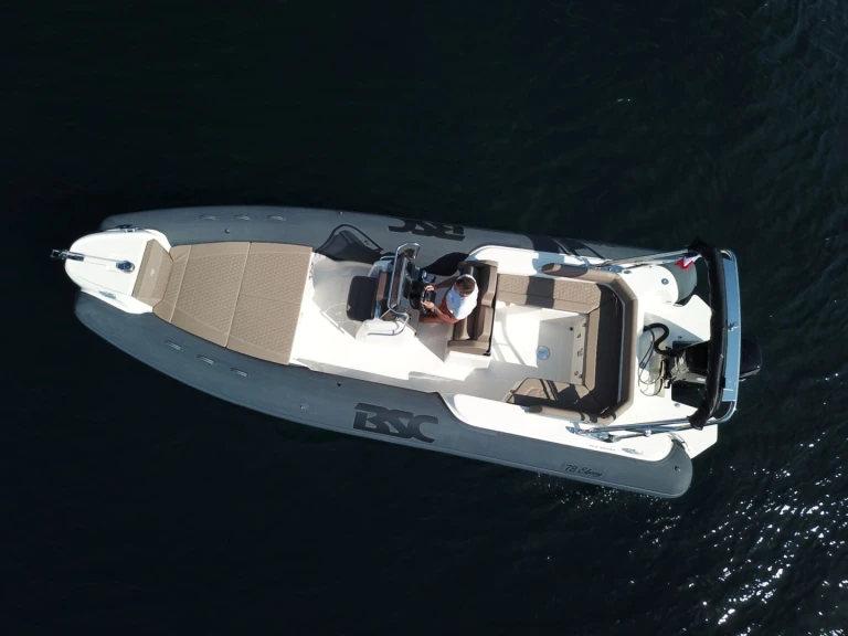 Noleggiare una Bsc BSC 78 a Cogolin