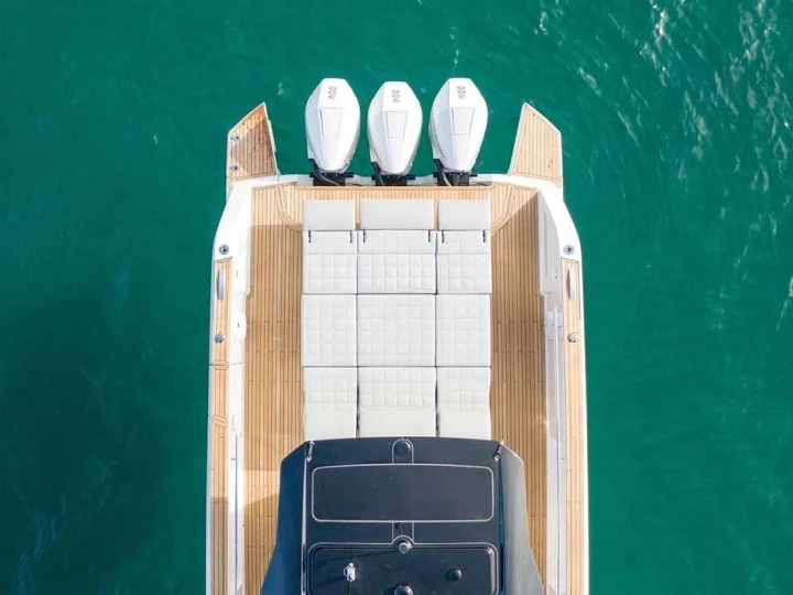 Noleggio Yacht di lusso a Beaulieu-sur-Mer – Pardo Yachts Pardo 38