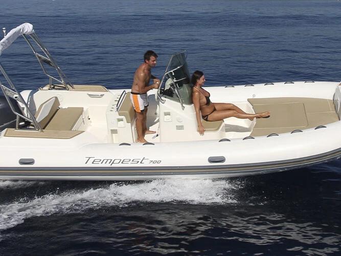 Noleggio barche Capelli Tempest 700 a Saint-Cyprien-Plage su Samboat