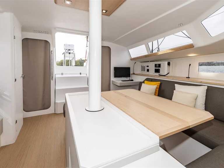 Noleggio barche Palma de Maiorca economico Pogo 44