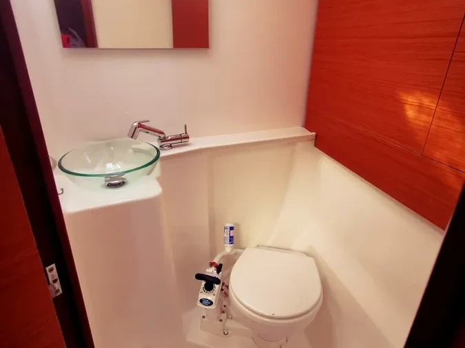 Noleggiare una Dufour Dufour 460 Grand Large a Bossoglina