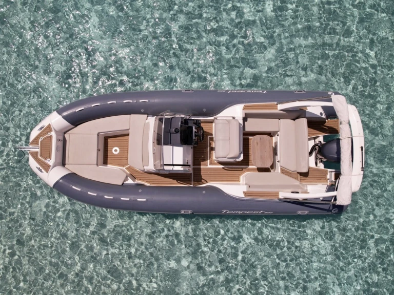 Noleggio Gommone Capelli con patente nautica