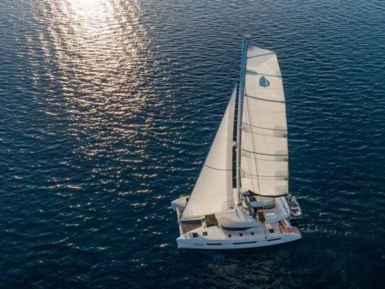 Noleggio Catamarano Lagoon con patente nautica