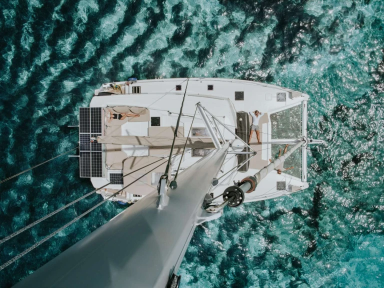 Catamarano a noleggio a Atene al miglior prezzo