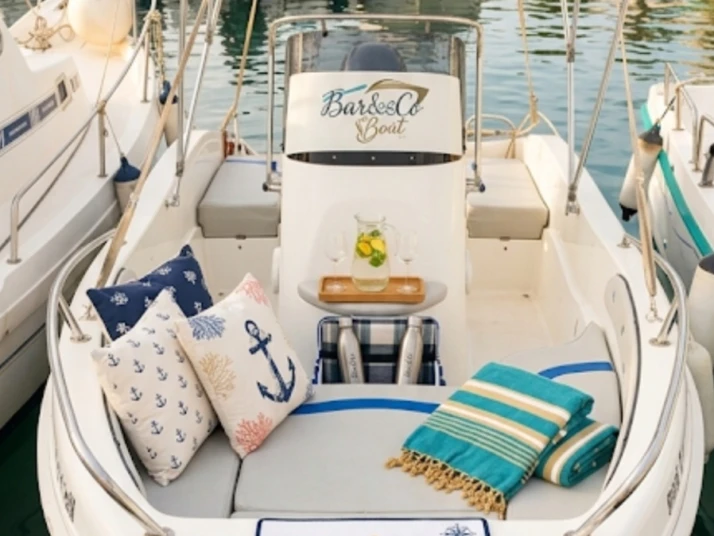 Noleggio barche Alicante economico Estable 400 Bote