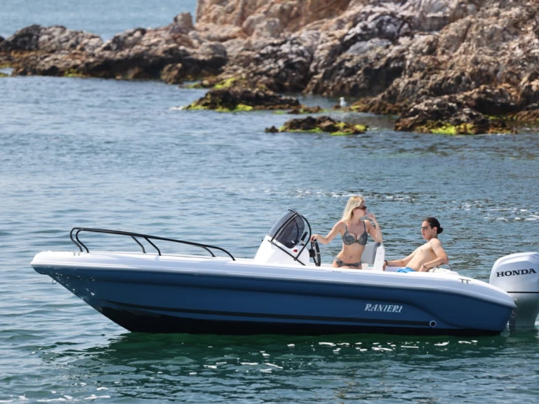 Ranieri Shark 19 da affittare a  Lignano Sabbiadoro