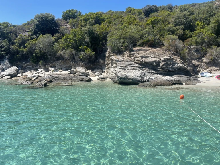 Jeanneau Merry Fisher 1095 da affittare a  Oletta