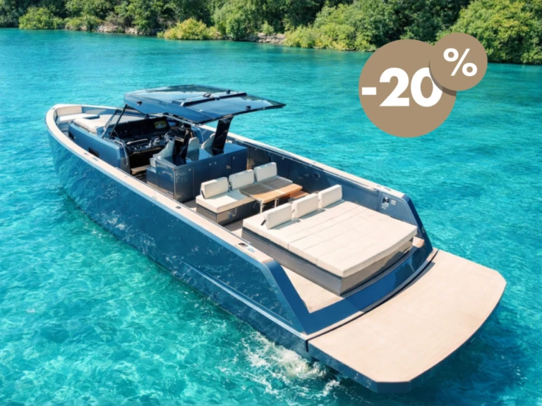 Noleggio Barca a motore con o senza skipper Pardo Yachts a Saint-Tropez