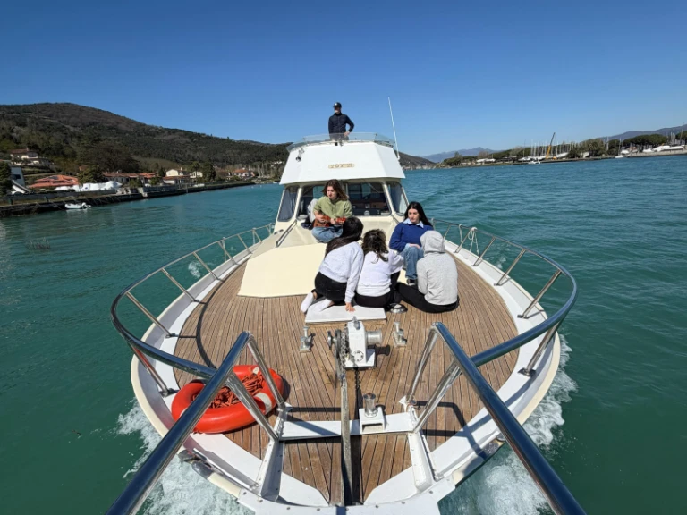 Noleggio Barca a motore a La Spezia – Alalunga 15 fly