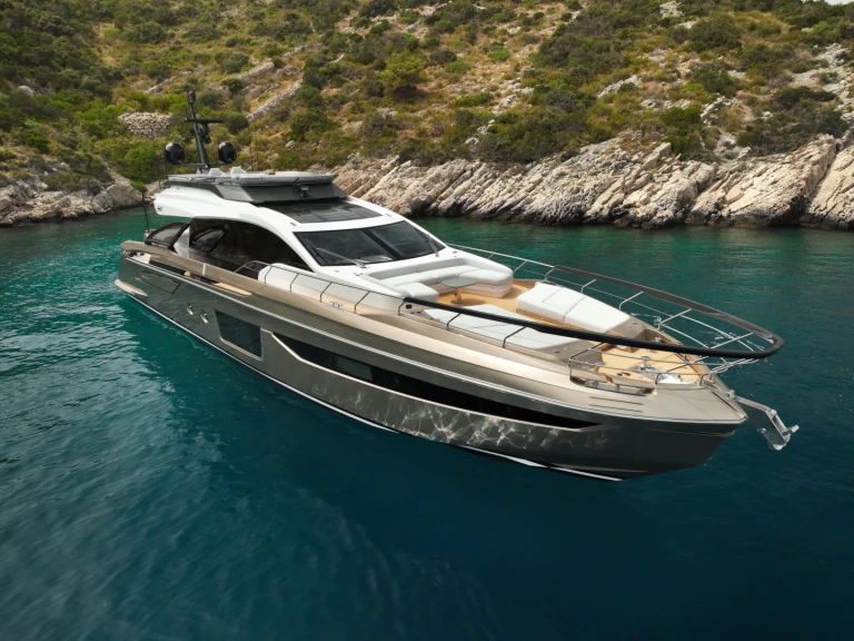 Noleggiare una Azimut Azimut S8 a Rogosnizza