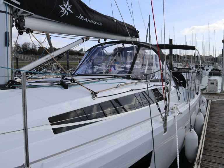 Noleggio a La Rochelle – Jeanneau Sun Odyssey 350 su SamBoat