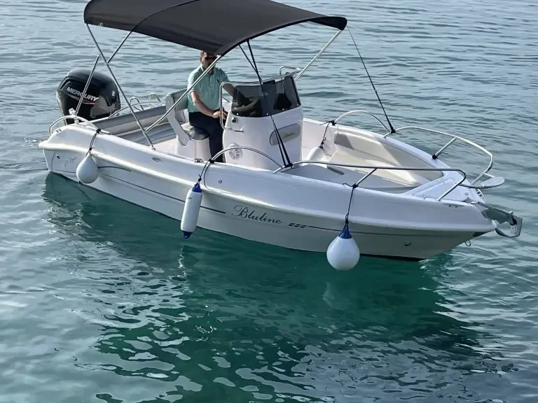 Noleggio Barca a motore con o senza skipper Bluline a Malinska-Dubašnica
