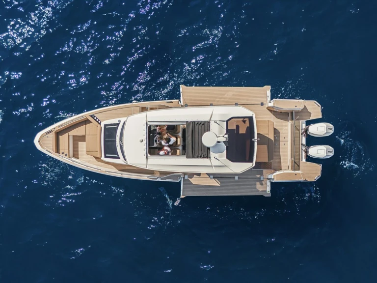 Noleggio Barca a motore Saxdor con patente nautica