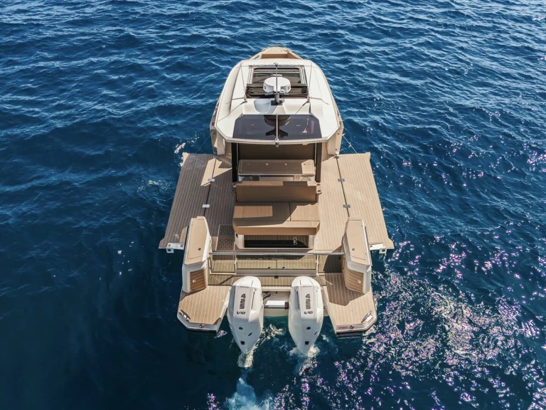 Saxdor 400 GTS da affittare a  Marina Botafoch