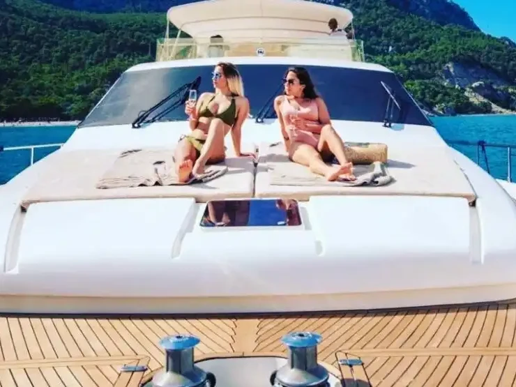 Noleggio Barca a vela Custom con patente nautica