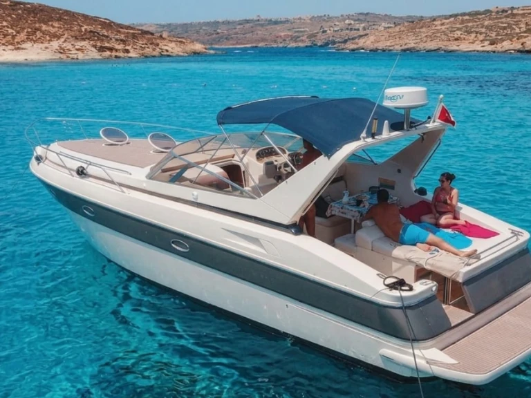 Noleggio barche Ilver mirable 39  a Porto Rotondo su Samboat