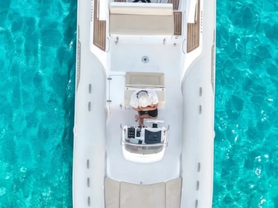 Noleggio Gommone con o senza skipper Capelli a Palau