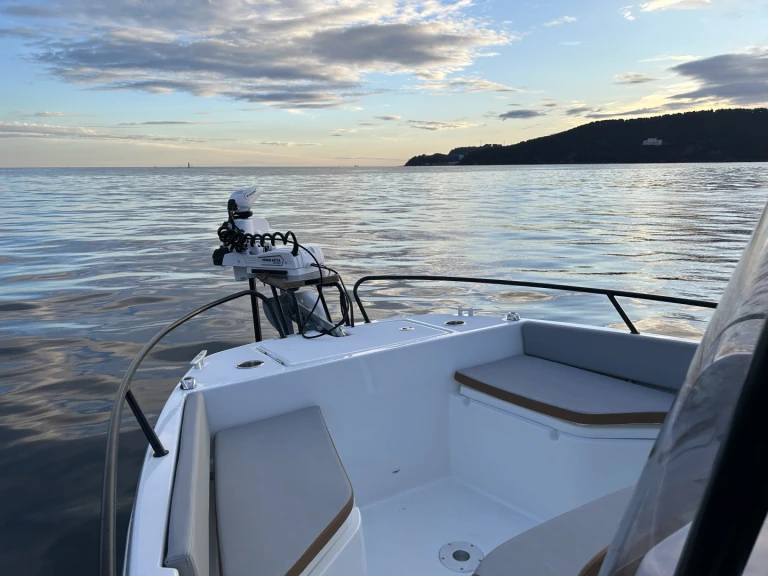 Noleggio barche Toulon economico Flyer 7 SPACEdeck