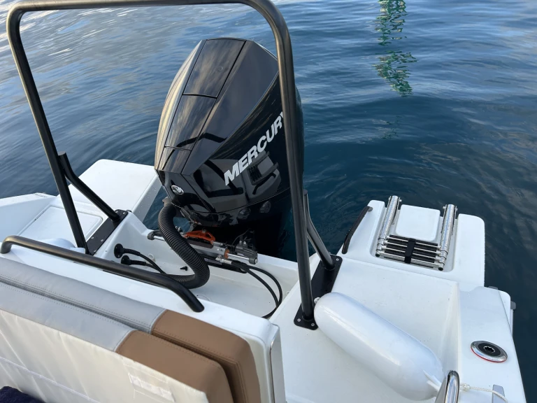 Noleggio barche Bénéteau Flyer 7 SPACEdeck a Toulon su Samboat