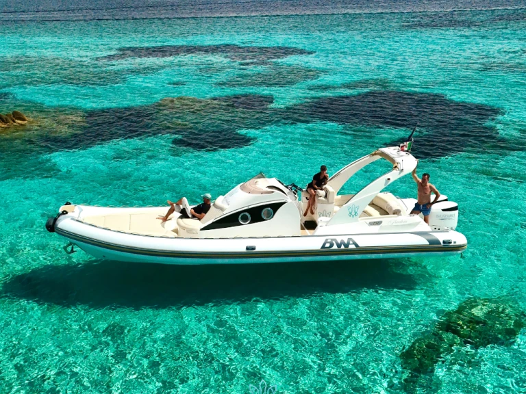 Noleggio Gommone con o senza skipper Bwa a La Maddalena