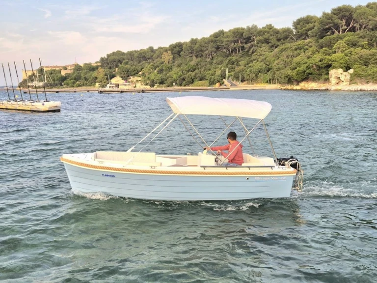 Noleggio barche Cannes economico Silver yacht 495