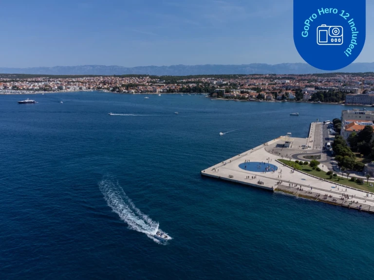 Barca a motore a noleggio a Lukoran al miglior prezzo