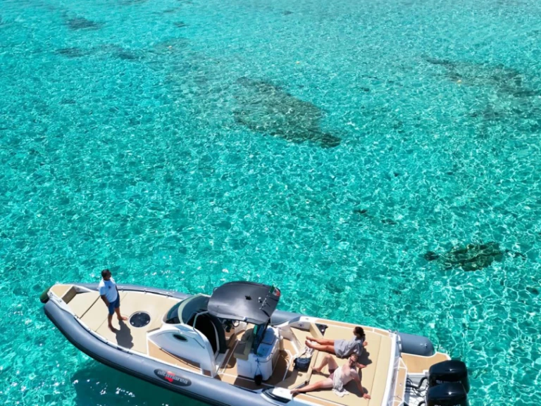 Noleggio barche Altamarea WAVE 35 a La Maddalena su Samboat