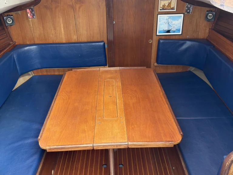 Noleggio Barca a vela Bénéteau con patente nautica