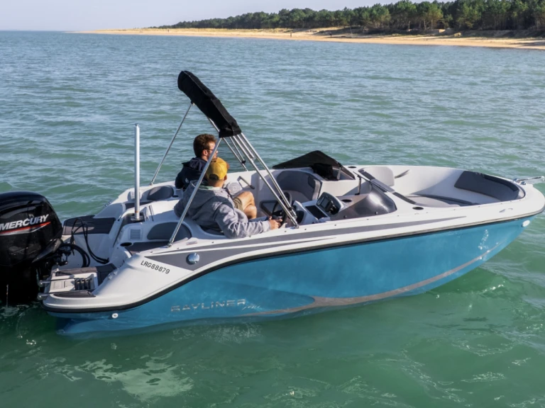 Noleggio Barca a motore a Soubise – Bayliner ELEMENT M17