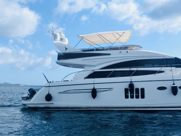 Noleggio Yacht di lusso con o senza skipper Princess a Portisco