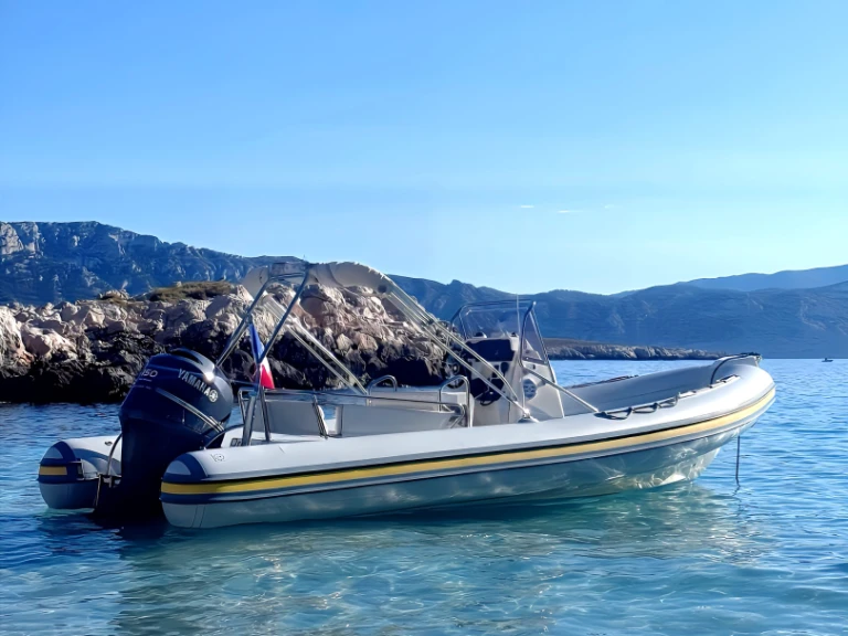Noleggio barche Joker Boat Clubman 23 a Les Lecques su Samboat