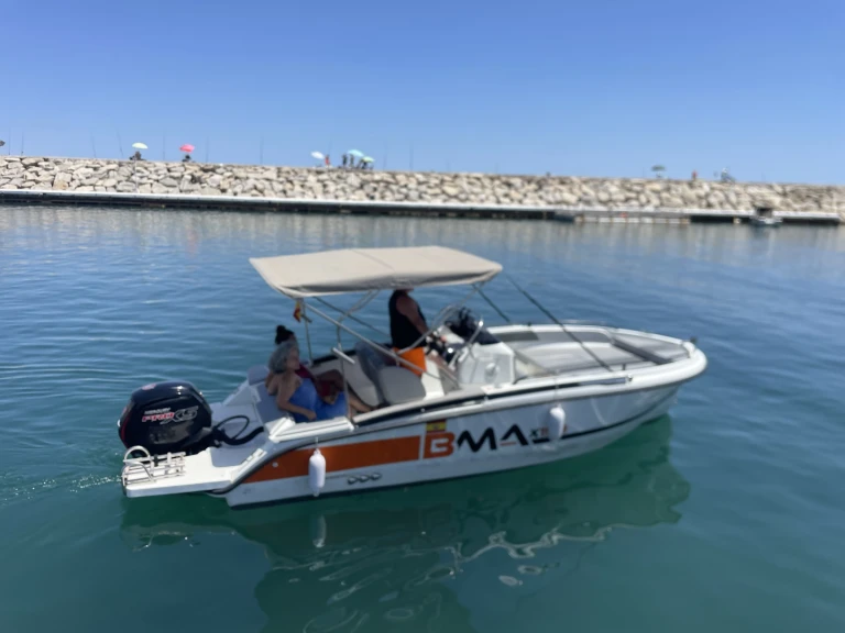 Noleggio Barca a motore BMA con patente nautica