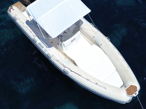 Noleggio barche Sorrento economico Coaster 650