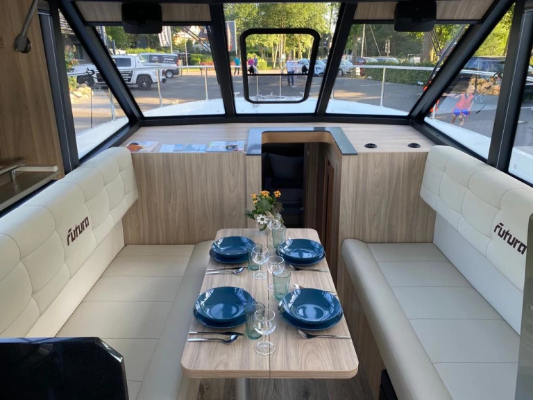 Noleggio Barca a motore a Fleesensee – Cobra Futura 40 Grand Horizon