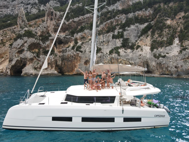 Catamarano a noleggio a Cagliari al miglior prezzo