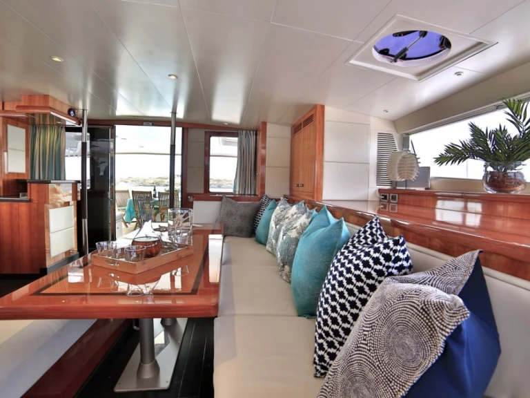 Noleggio Yacht di lusso a Seychelles – Fountaine Pajot WORLD'S END (MED)