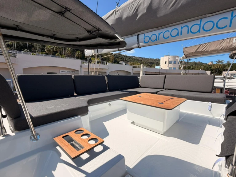 Noleggio barche Fountaine Pajot Elba 45 a Capo d'Orlando su Samboat