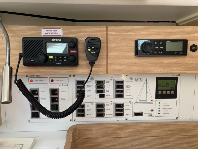 Noleggio barche Elan Impression 45 a Betina su Samboat