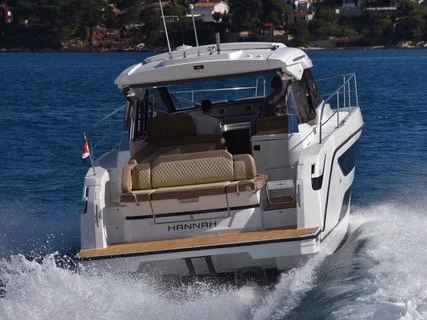 Noleggio Yacht di lusso a Trogir – Bavaria Bavaria SR38 Hard Top