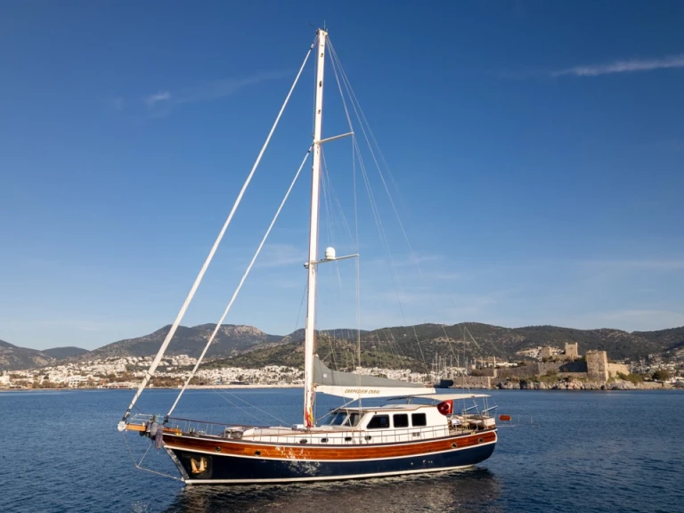 Noleggio Barca a vela a Bodrum – Unknown Carpediem coral
