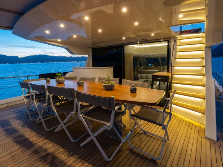 Noleggio barche Custom Made Good Life a Il Pireo su Samboat