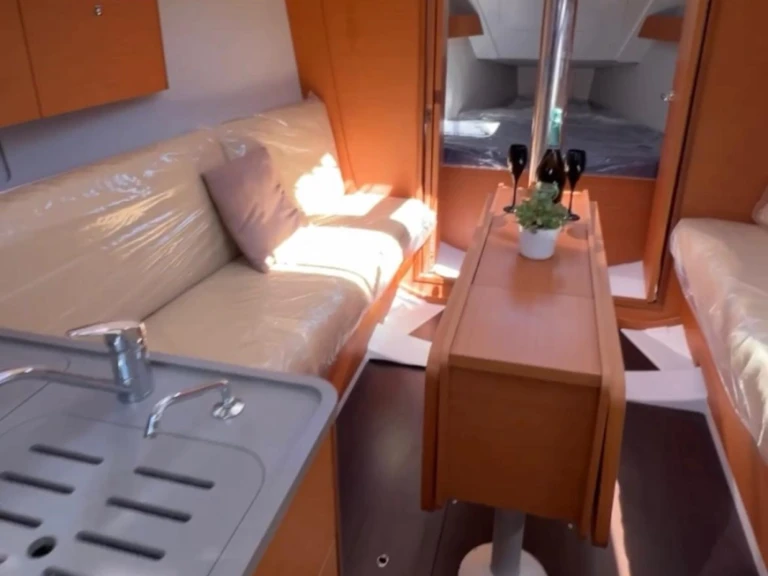 Dufour Dufour 32 da affittare a  Capo d'Orlando